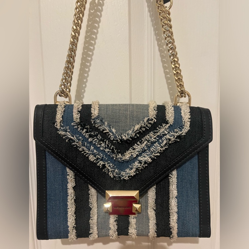 Michael Kors ๐Elegant Blue and White Denim Women's Bag - Picture 5 of 13